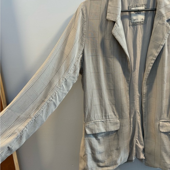 Abercrombie & Fitch Blazer and Skirt Set - Picture 5 of 12